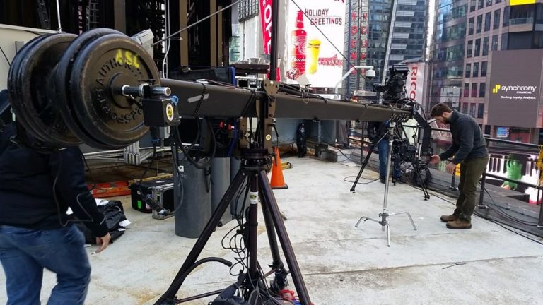 Several Important Reasons for Hiring a Professional Jib Operator